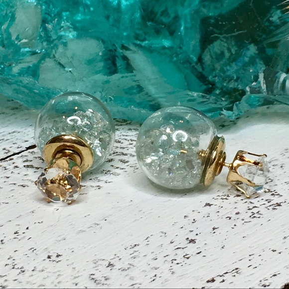 Double Stud Earrings with Sea Foam Gems Inside - Picture 2 of 7